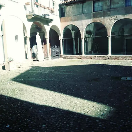 Apartmán Castello Visconteo