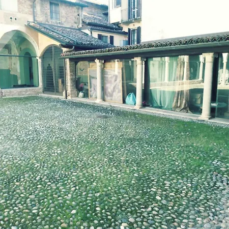 Castello Visconteo *